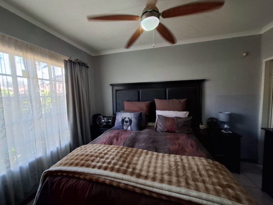 3 Bedroom Property for Sale in Protea Park North West